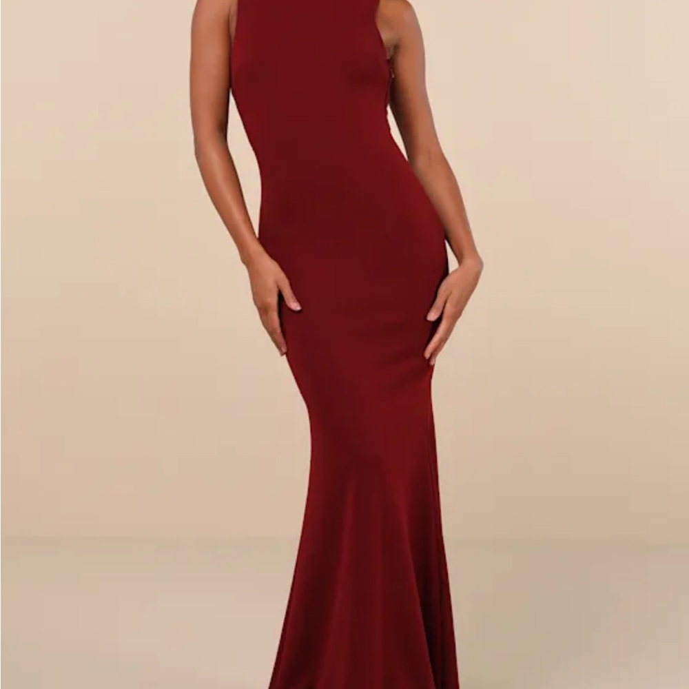 Elegant Burgundy Sleeveless Dress